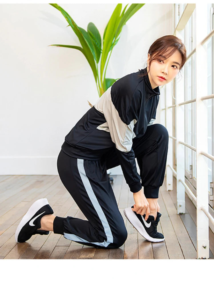 Stylish Women's Sweatsuit